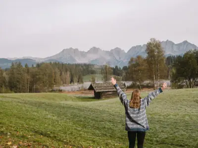 Bergurlaub at it's best zu jeder Saison: Mit diesem Angebot zeigt sich das HENRI Kitzbühel  von seinen besten Seiten. Jetzt buchen und  10 % Rabatt sichern.Für Sie inklusive:reichhaltiges HENRI FrühstückTiroler NachmittagsjauseNutzung des HENRI Spa