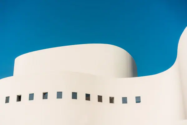 Schauspielhaus Düsseldorf Das Schauspielhaus Düsseldorf von außen vor blauem Himmel